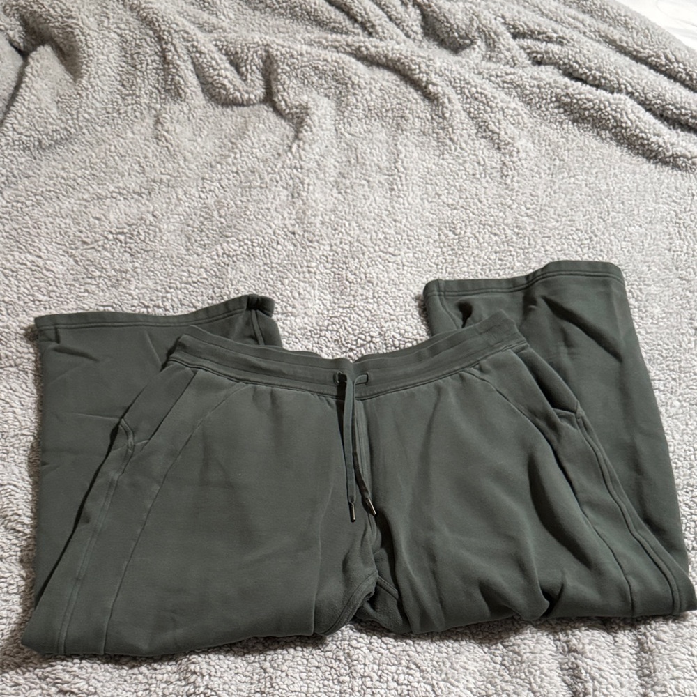lululemon athletica Green Scuba Pants